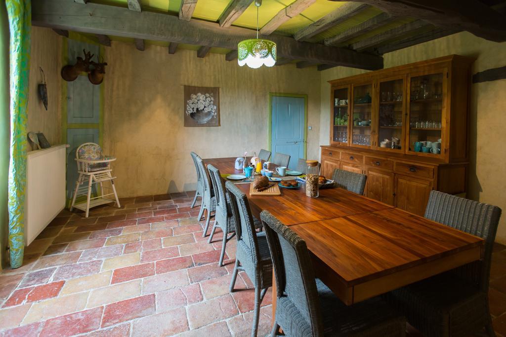 Bed and Breakfast Au Mas Des Calmettes Parisot  Екстер'єр фото